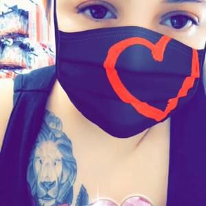 Meet your Posher, Michele